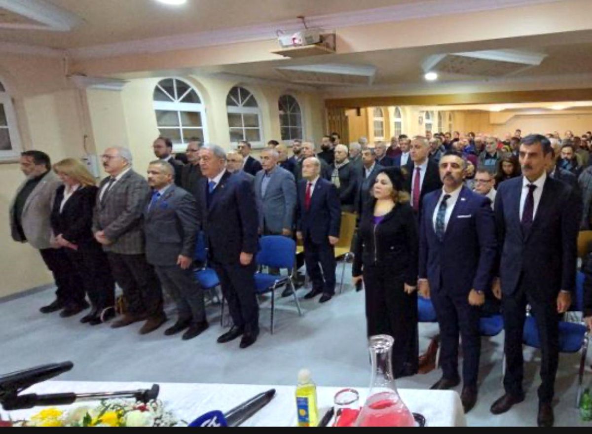 Hulusi Akar'dan AKİB yönetimine teşekkür