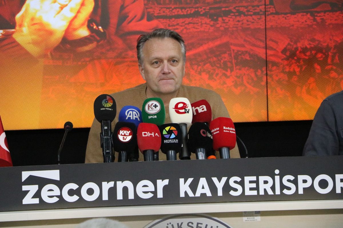 Kayserispor, Erling Moe ile 1,5 yıllık sözleşme imzaladı / Video eklendi