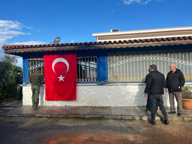 Last farewell to martyr father