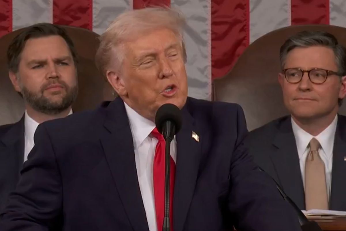 Trump ulusa seslendi! Canlı yayında İran'ı açık açık tehdit etti