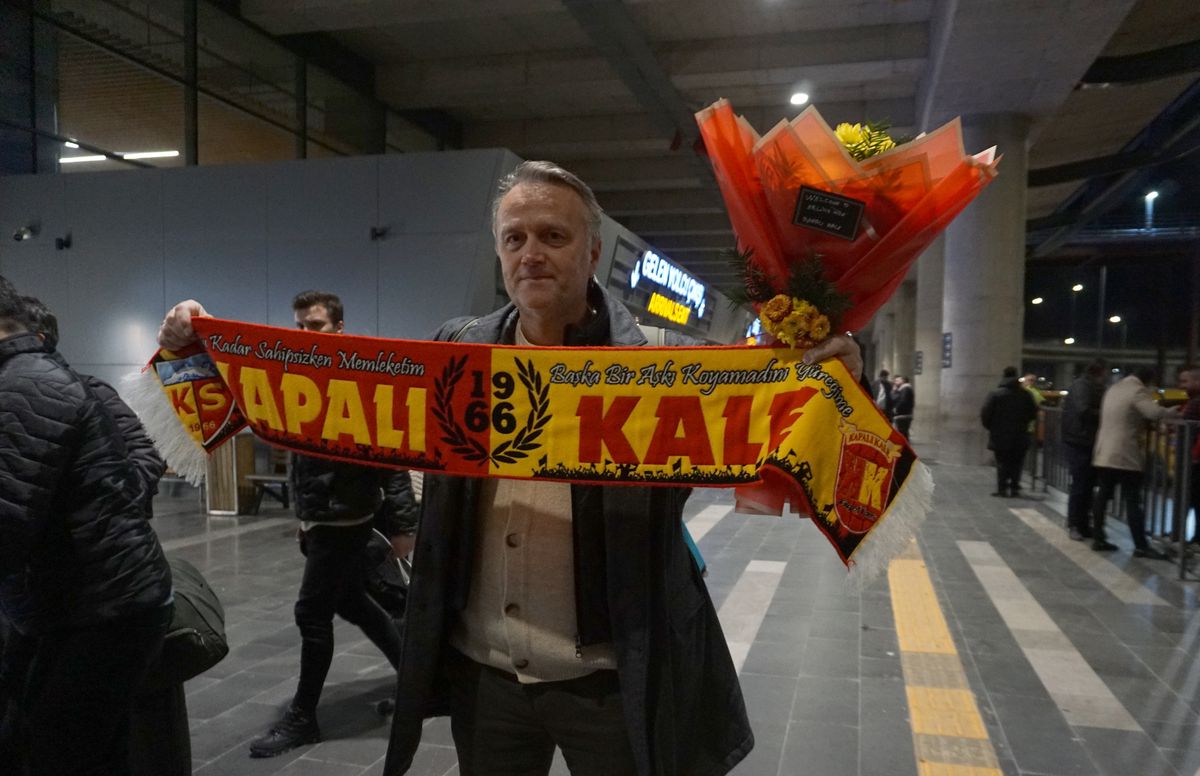 Zecorner Kayserispor'un prensip anlaşmasına vardığı teknik direktör Erling Moe kente geldi