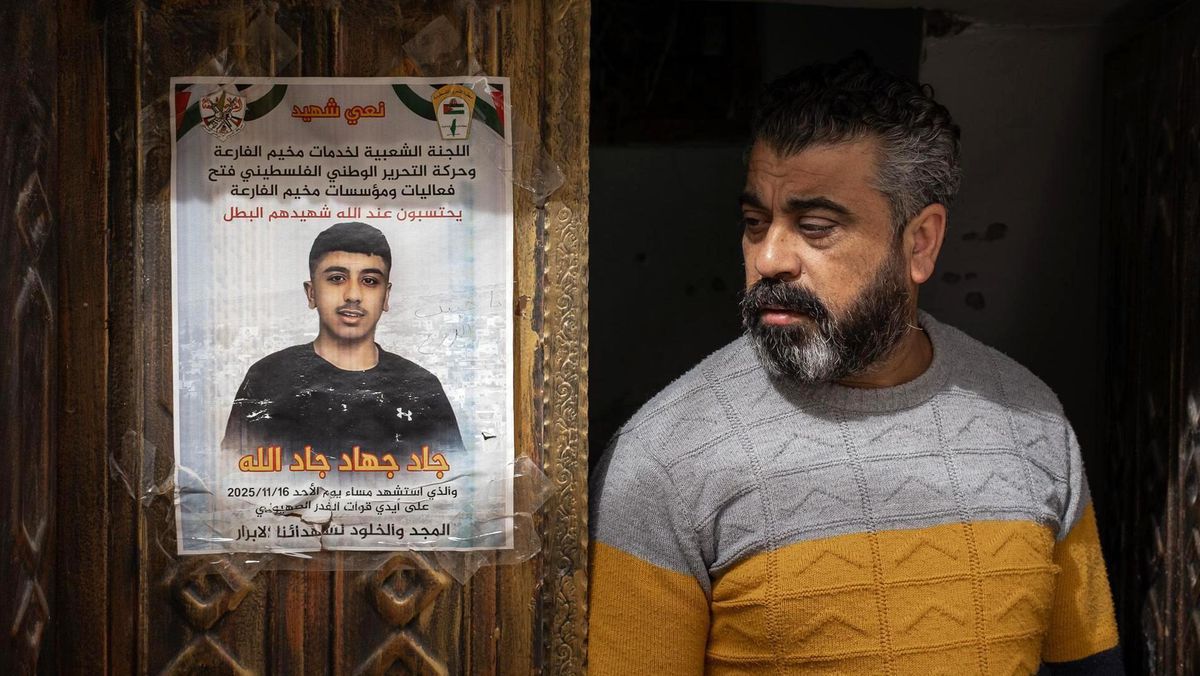 İsrail'in Gazze'deki hava saldırılarında en az 32 Filistinli öldü