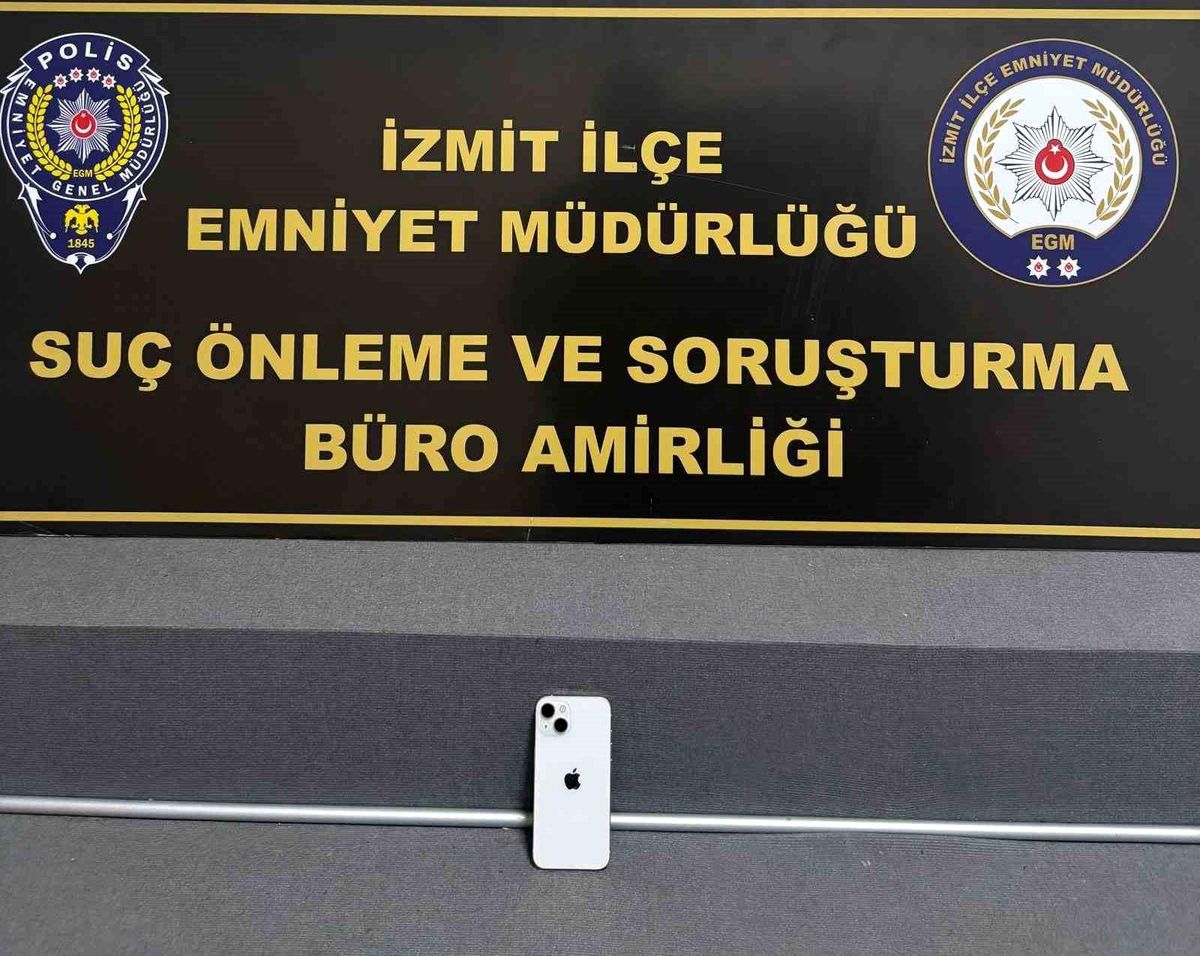 Kendini hemşire olarak tanıtıp telefonları alarak kaçan şüpheli yakalandı