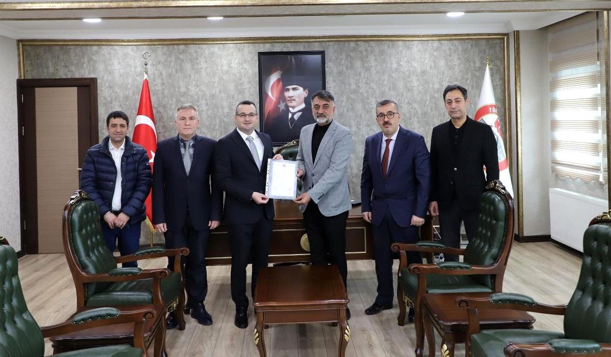 Silvan Gıda OSB'de 279 hektarlık alanın tapu devri alındı