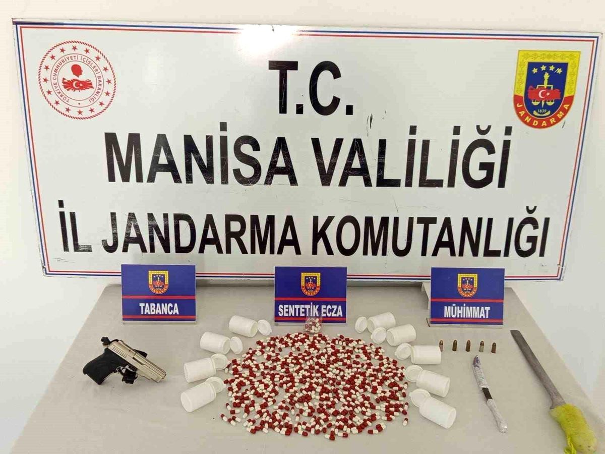 Soma'da uyuşturucu operasyonu: 3 tutuklama