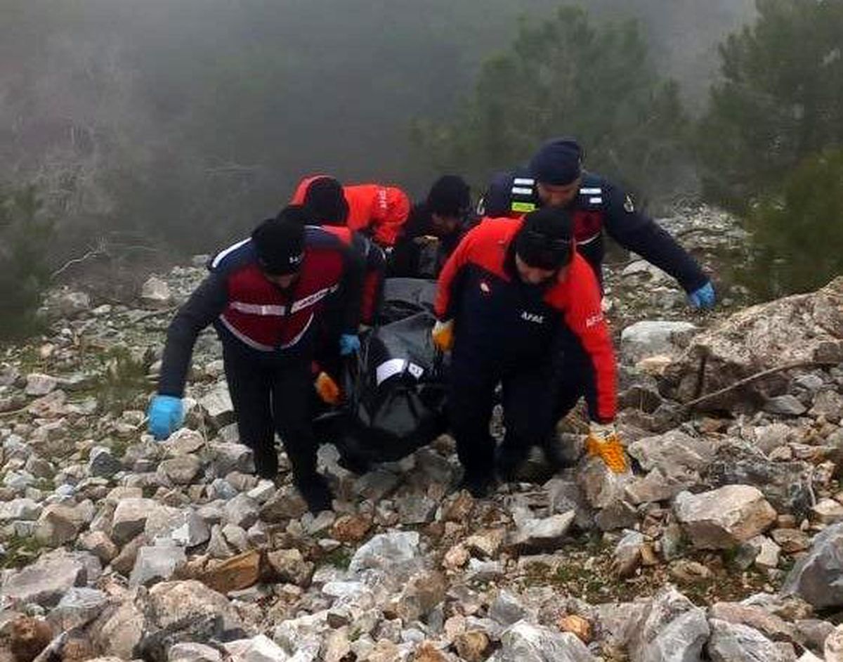 Uçurumda bulunan ceset olayında 4 kişi tutuklandı