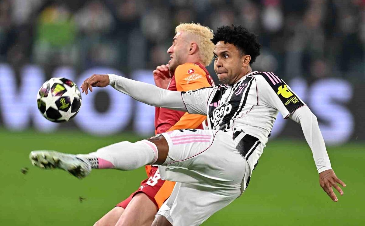 UEFA Şampiyonlar Ligi: Juventus: 1 Galatasaray: 0 (İlk yarı)