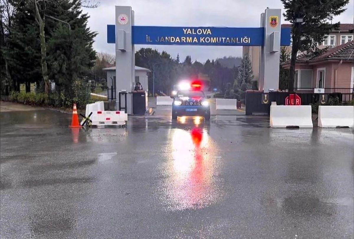 Yalova'da 32 kesinleşmiş hapis cezası bulunan hükümlü yakalandı