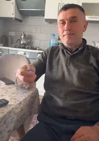 الرجل المسن دهس جاره في الحقل