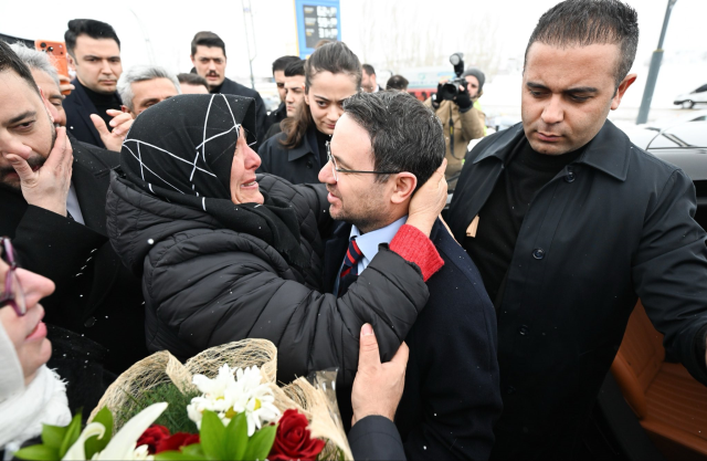 وزير العدل أكين غورلك في مسقط رأسه