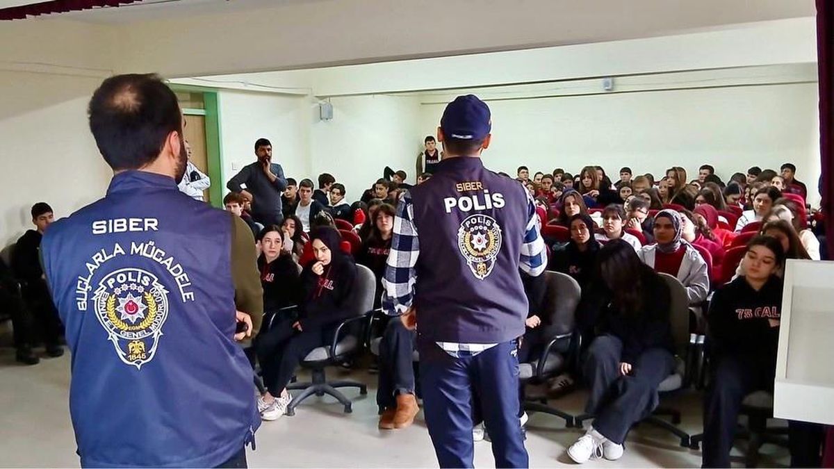Bilecik'te Siber Suçlar Semineri