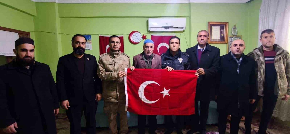 İdlib şehidi Sason'da dualarla anıldı