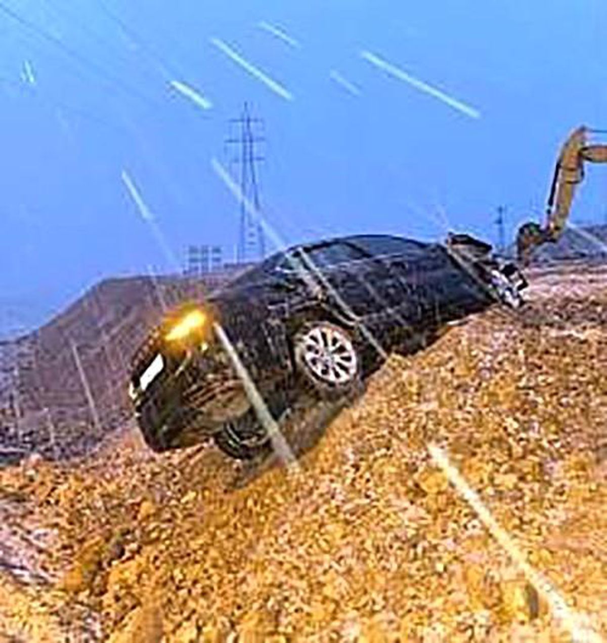 Siirt'te otomobil yol kenarına savruldu, sürücü yaralandı
