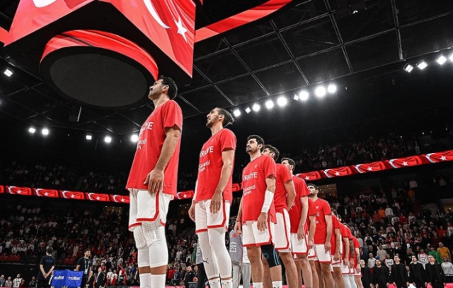 Sırbistan Türkiye basket maçı CANLI nereden izlenir? Sırbistan Türkiye basket maçı CANLI nereden izlenir?