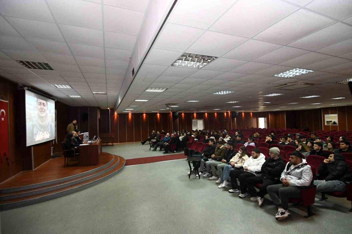 Üniversite öğrencileri dolandırıcılığa karşı bilgilendirildi