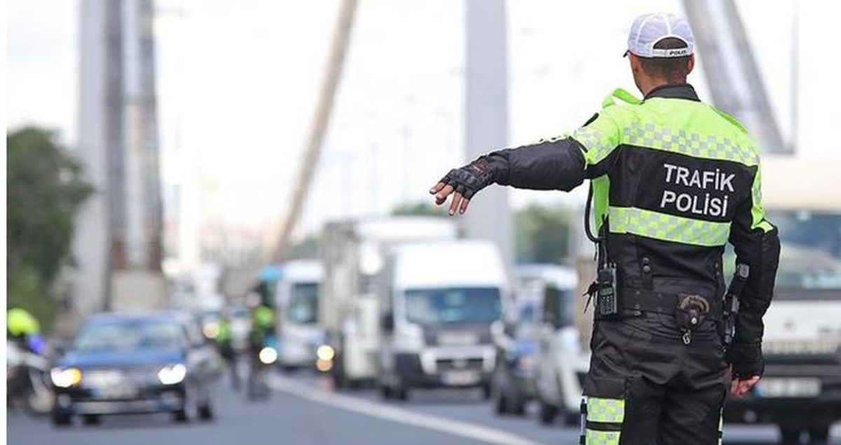 Yeni trafik cezaları SON DAKİKA! Hangi ihlale ne kadar ceza ödenecek, ne zaman yürürlüğe girecek?