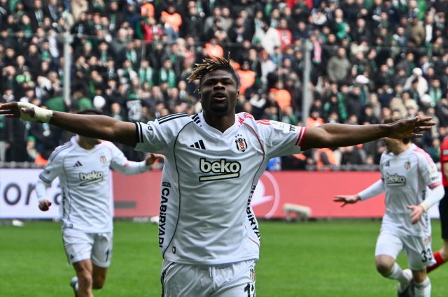 Beşiktaş has tied the series! 3 points of gold in Kocaeli