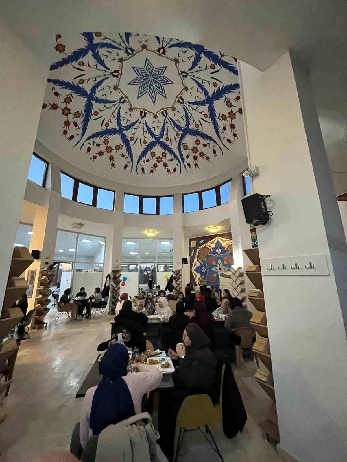 Diyanet Gençlik Merkezi'nde Ramazan etkinlikleri devam ediyor