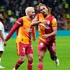 Galatasaray, Beşiktaş derbisi öncesi 3 puana uzandı