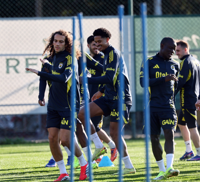 geri donduler fenerbahce ye antalyaspor maci 19612112 5232 m