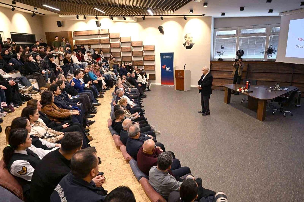 Ali Saydam öğrencilere iletişimin altın kurallarını anlattı