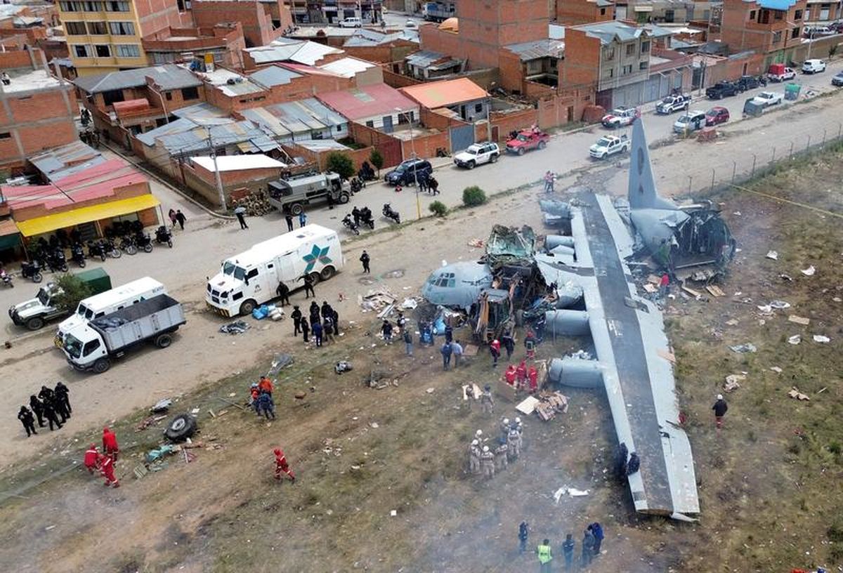 Bolivya'da kargo uçağının düşmesi sonucu hayatını kaybedenlerin sayısı 22'ye yükseldi