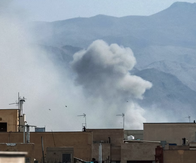 Historic challenge from Iran after Khamenei's death: Within minutes...