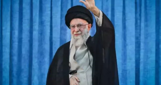 İran dini lideri Hamaney kimdir, öldü mü? İran dini lideri Ali Hamaney kaç yaşında vefat etti, nereliydi?