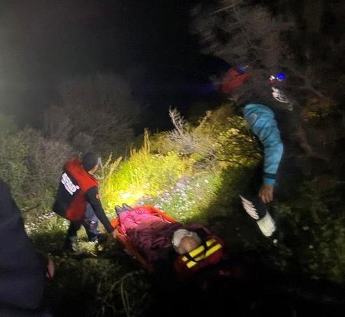 Kaybolan Alzheimer hastası yaşlı adam termal kameralı dronla bulundu