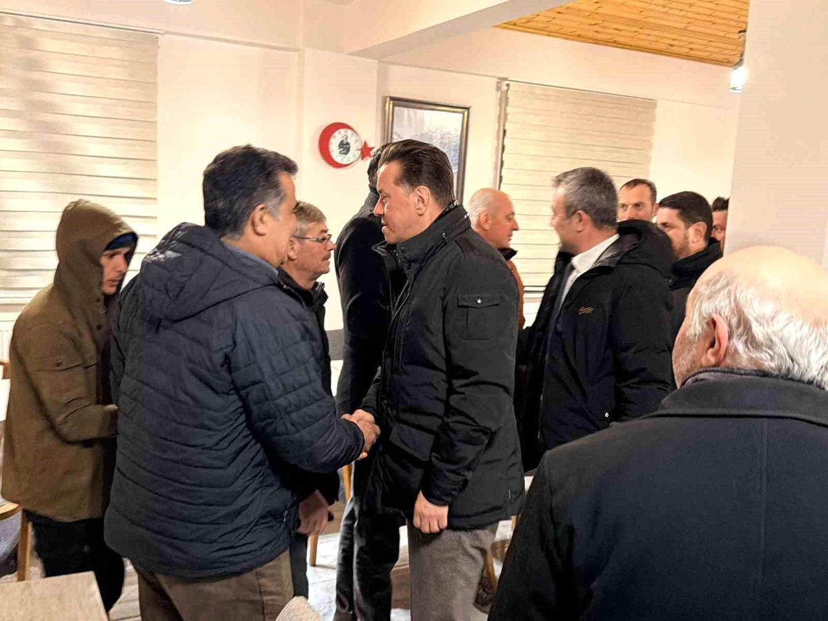 Milletvekili Nebi Hatipoğlu Mahmudiye'de muhtarlarla buluştu