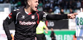 Sivasspor, Rey Manaj'la güldü