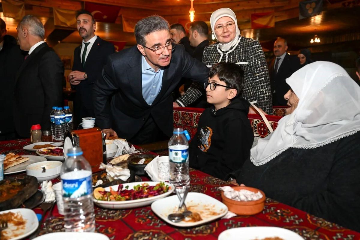 Vali Aydın Baruş, Şehit Aileleriyle İftar Programında Bir Araya Geldi
