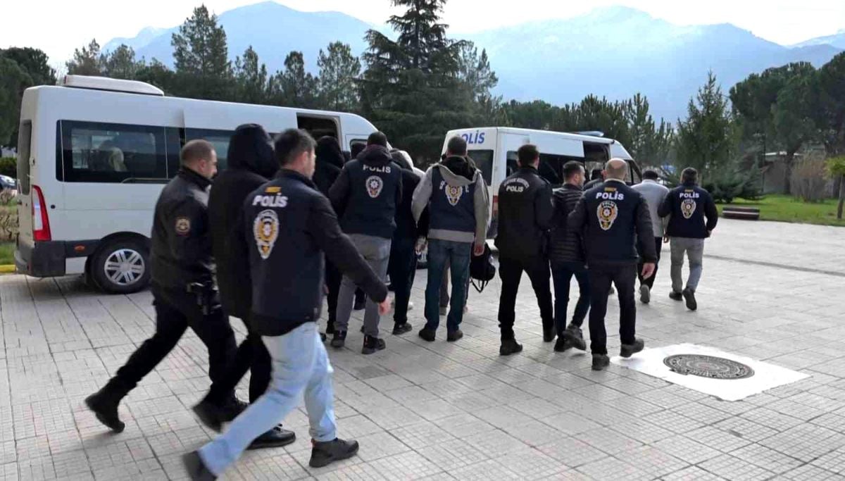 Amasya merkezli 10 ilde yasa dışı bahis operasyonu: 13 tutuklama