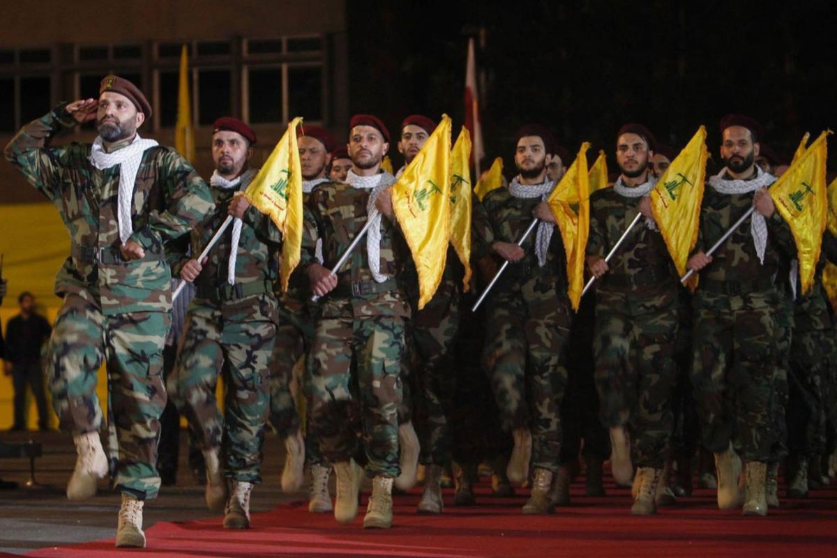 Savaşa bugün dahil olan Hizbullah'tan askeri faaliyetlerini yasaklayan hükümete yanıt geldi