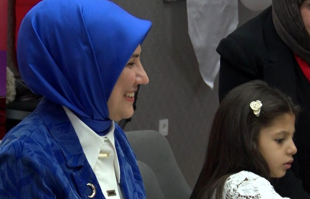 Türk Kızılay Genel Başkanı Yılmaz: 'Tüm tarafları insanı hukuk kurallarına uymaya davet ediyorum'