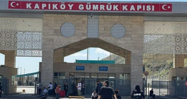 Türkiye İran gümrük kapılarında geçişe kapatıldı mı? Gürbulak, Kapıköy ve Esendere gümrük kapıları açık mı?