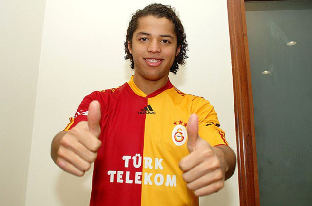 galatasaray in eski yildizi petrol krali oldu 19619322 49 m