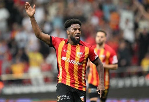 kayserispor un eski golcusu nazon tahran dan 19621555 1594 m