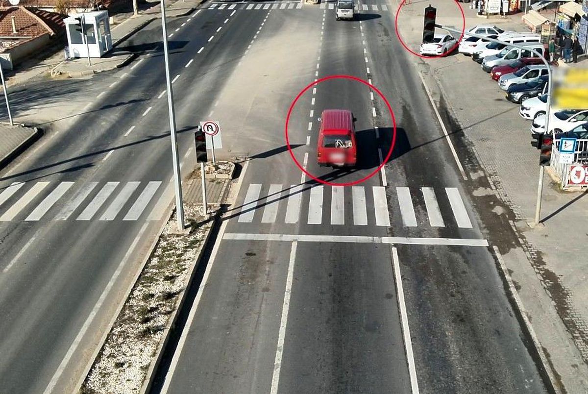 Kırşehir'de dron destekli kırmızı ışık denetimi: 26 saniyede 7 ihlal