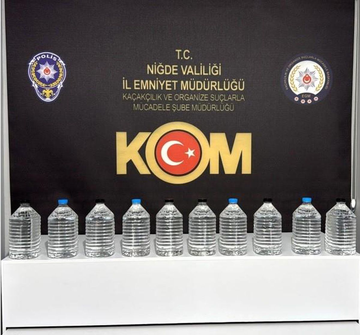 Niğde'de kaçak tütün ve alkol operasyonu: 2 şüpheli yakalandı