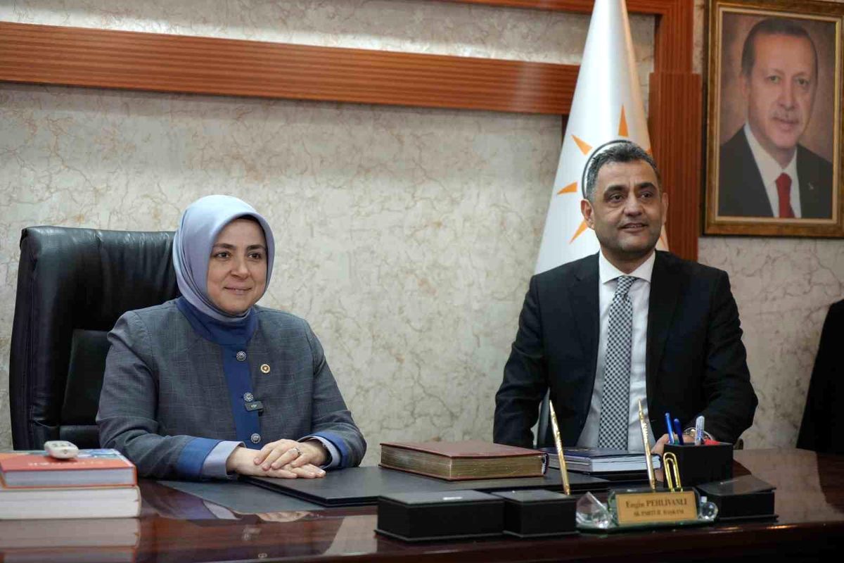 AK Parti Genel Merkez Kadın Kolları Başkanı Ercan: 'Bağımlılıkla mücadelede en güçlü savunma hattı ailedir'