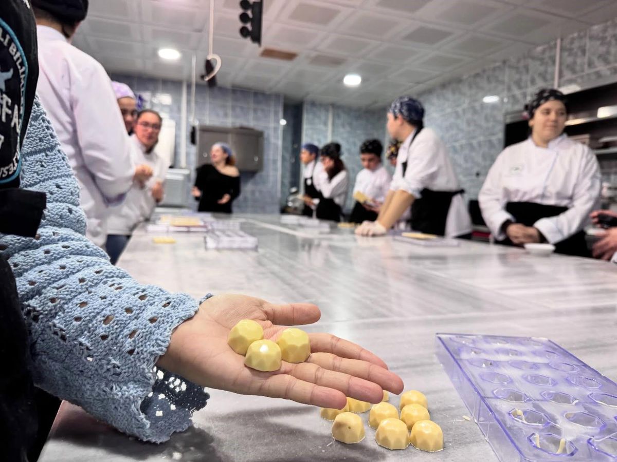 Balıkesir Üniversitesi'nde çikolata atölyesi düzenlendi
