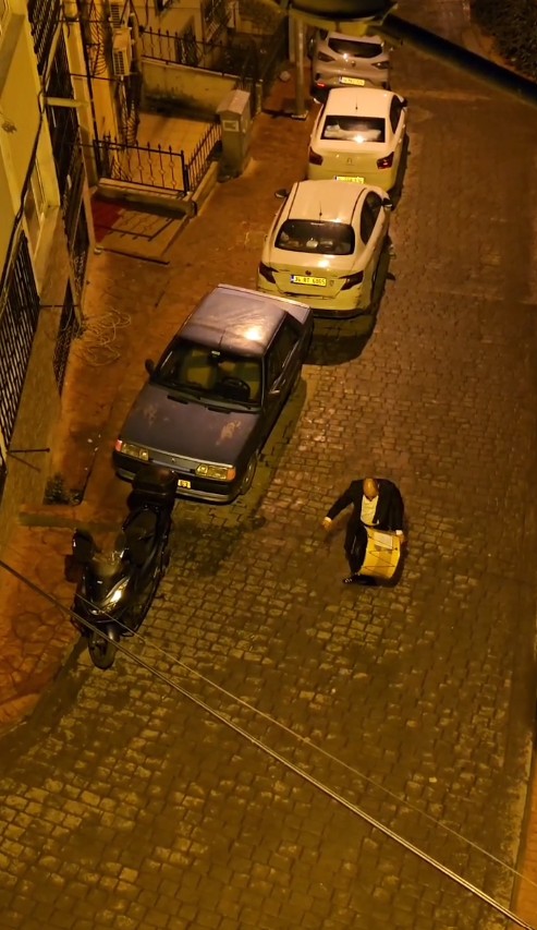 EŞREF'LE SAHUR VAKTİ TEZ GELDİ