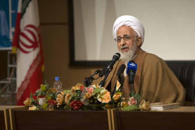 iran da dikkat ceken fetva cihat cagrisi geldi 19624845 3367 m
