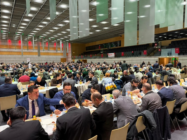 isvicre turk toplumu zurih te iftar sofrasinda 19624739 2485 m