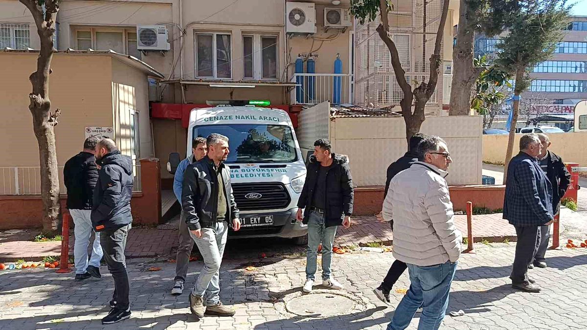 PVC ustası iş yerinde öldürüldü