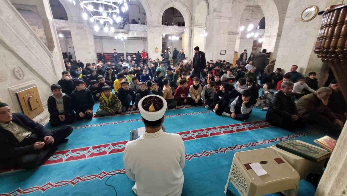 Silvan'da "Maarifin Kalbinde Ramazan" coşkusu