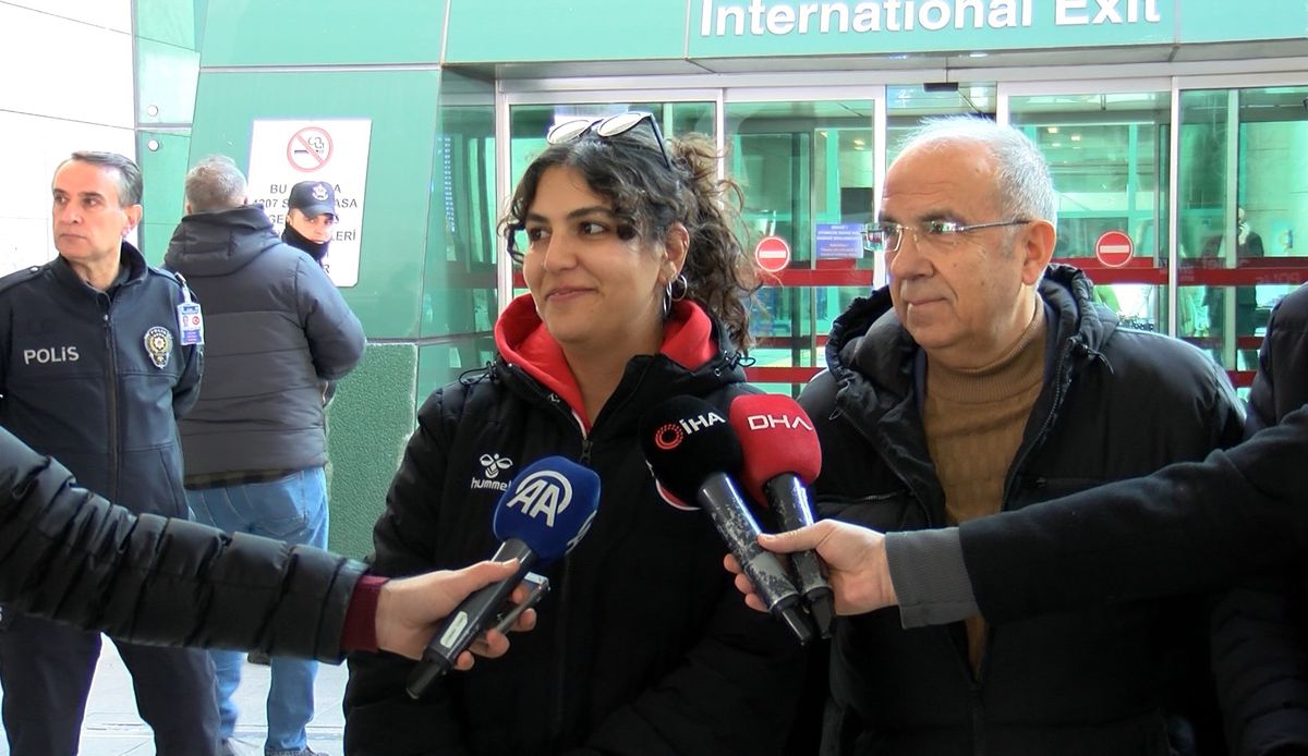 Avrupa Şampiyonası'nda 7 madalya alan milli atıcılar Ankara'ya döndü