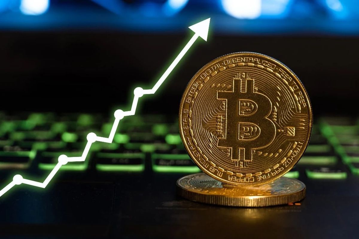 Bitcoin 74 bin doları aştı kripto para piyasası ve şirket hisseleri değer kazandı