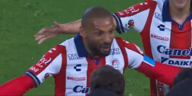 Incredible goal from Fener's former star